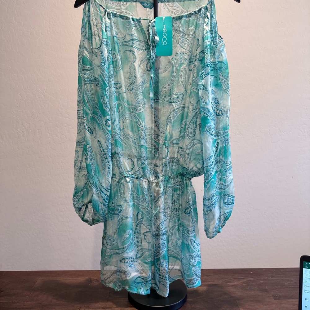Keoro Luxury Resort Ware Aqua Paisley 100% Silk, O/S MSRP $190